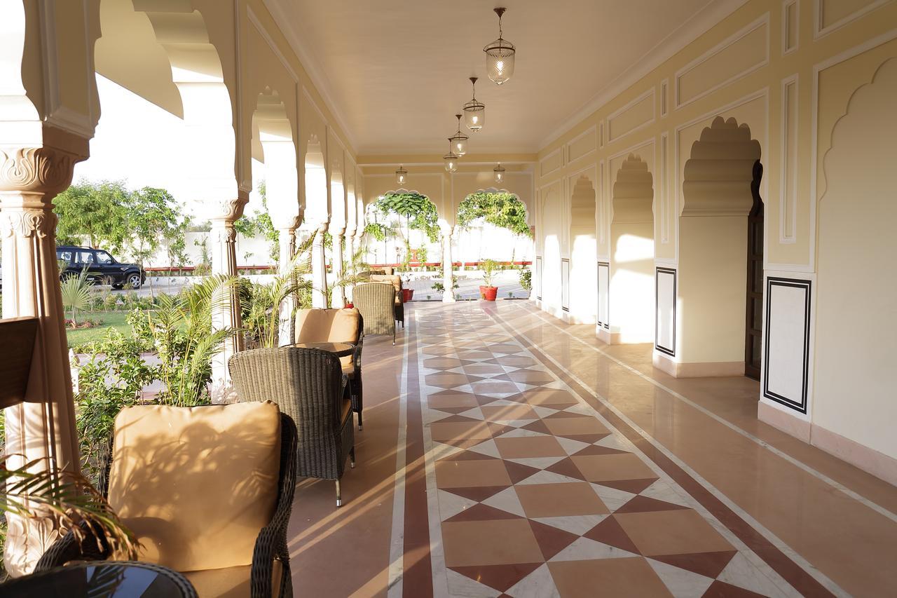 Laxmi Palace Dausa Kültér fotó